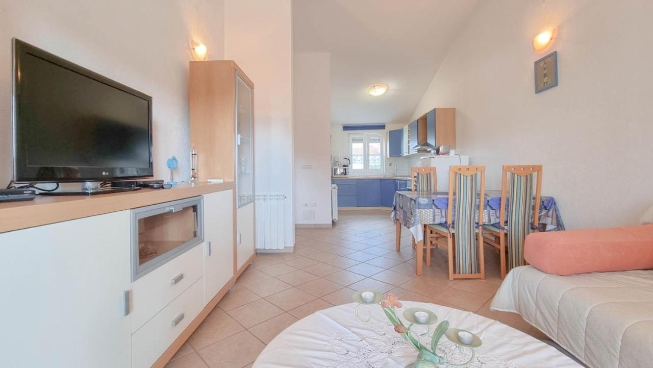 Stelia Leilighet Novigrad Istria Eksteriør bilde