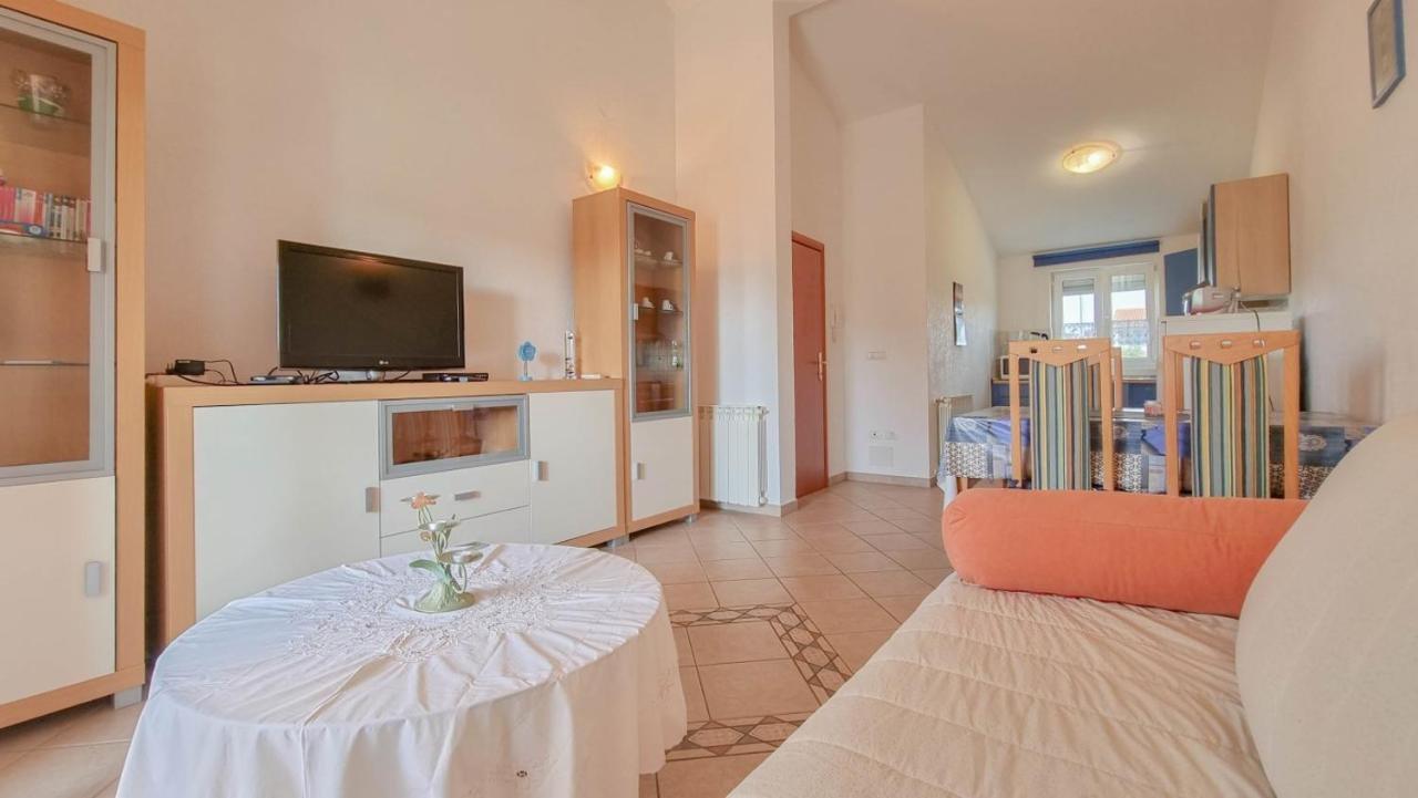 Stelia Leilighet Novigrad Istria Eksteriør bilde